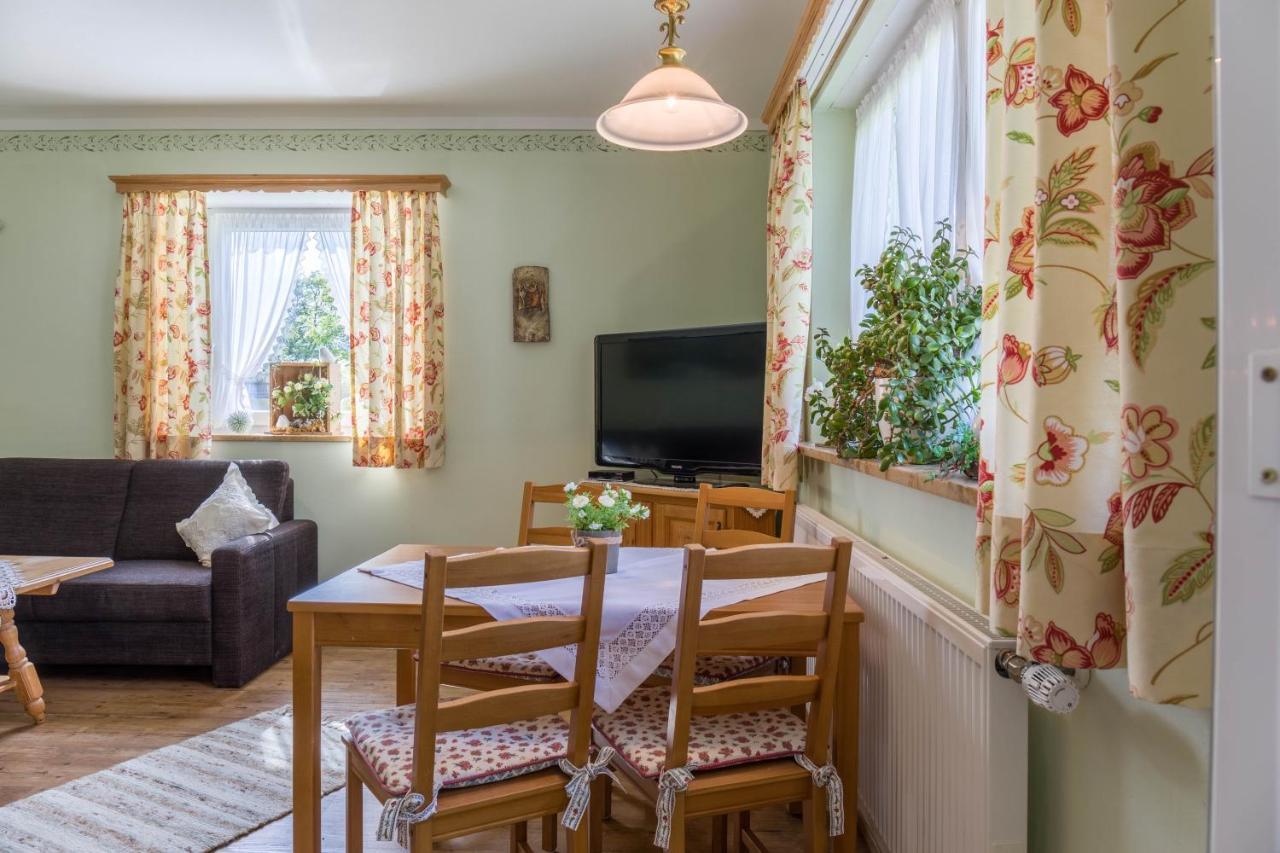 Ferienwohnung Annamirl ガルミッシュ・パルテンキルヒェン エクステリア 写真
